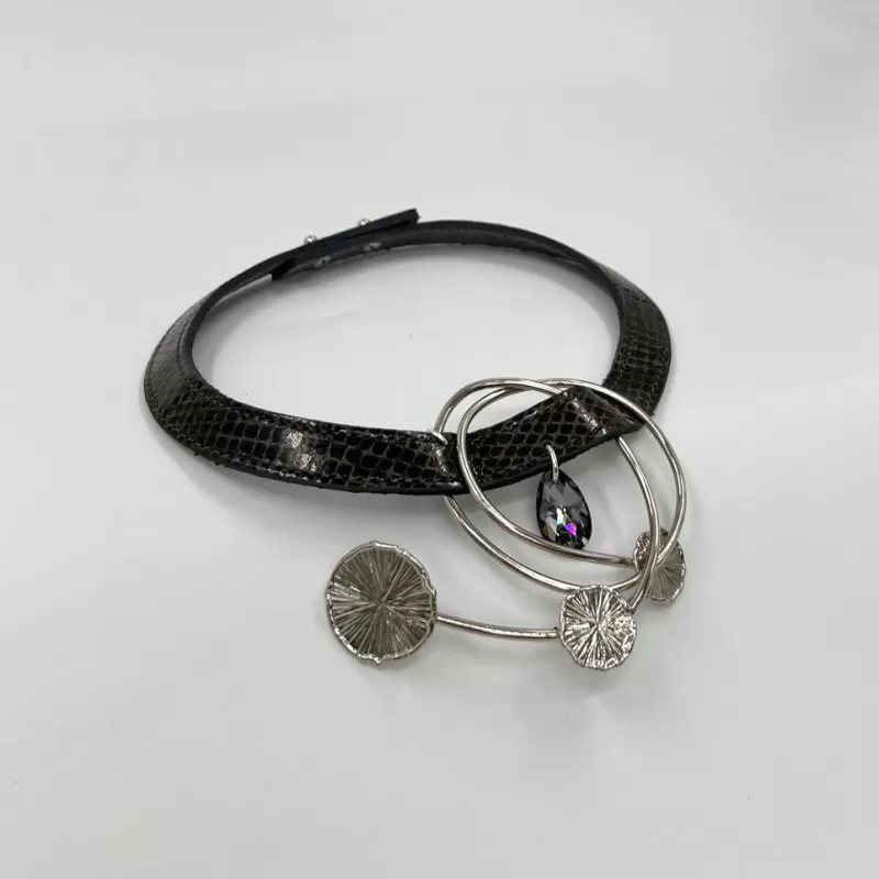 Venüs Tris Gümüş Haki Derili Tasma