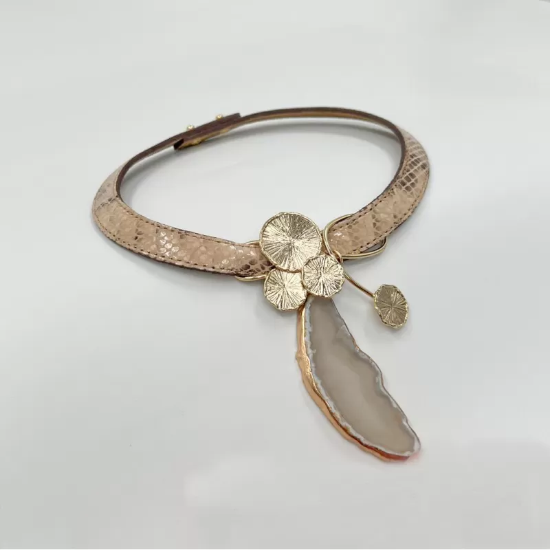 Venüs Mini Tris Gold Taşlı Vizon Baskılı Derili Tasma