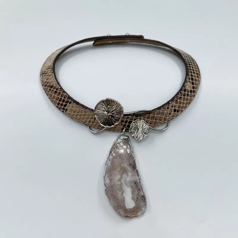 Venüs Due Gümüş Taşlı Baskılı Vizon Derili Tasma