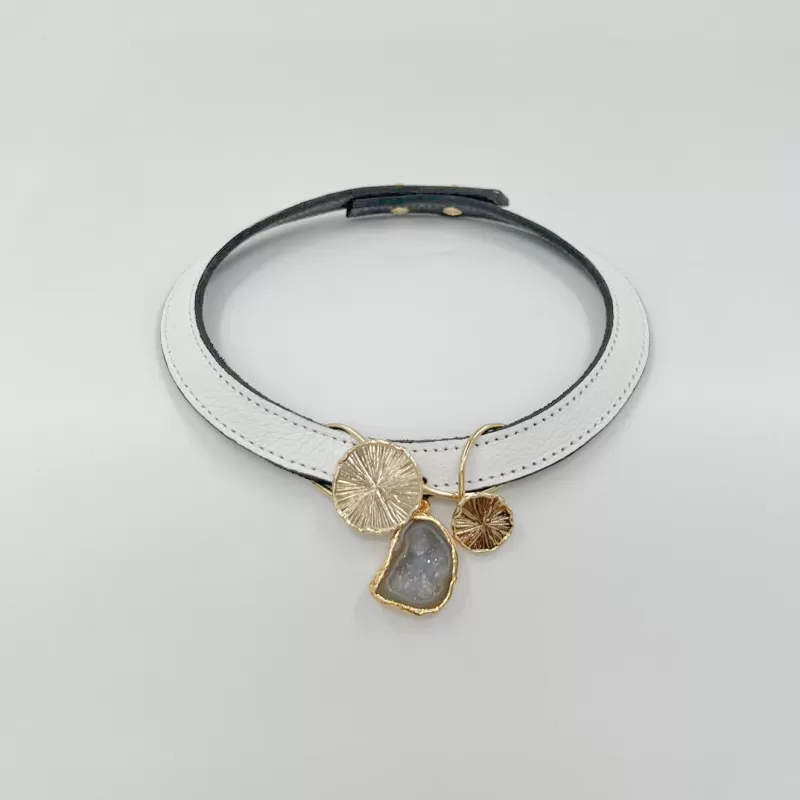 Venüs Due Gold Taşlı Beyaz Derili Tasma